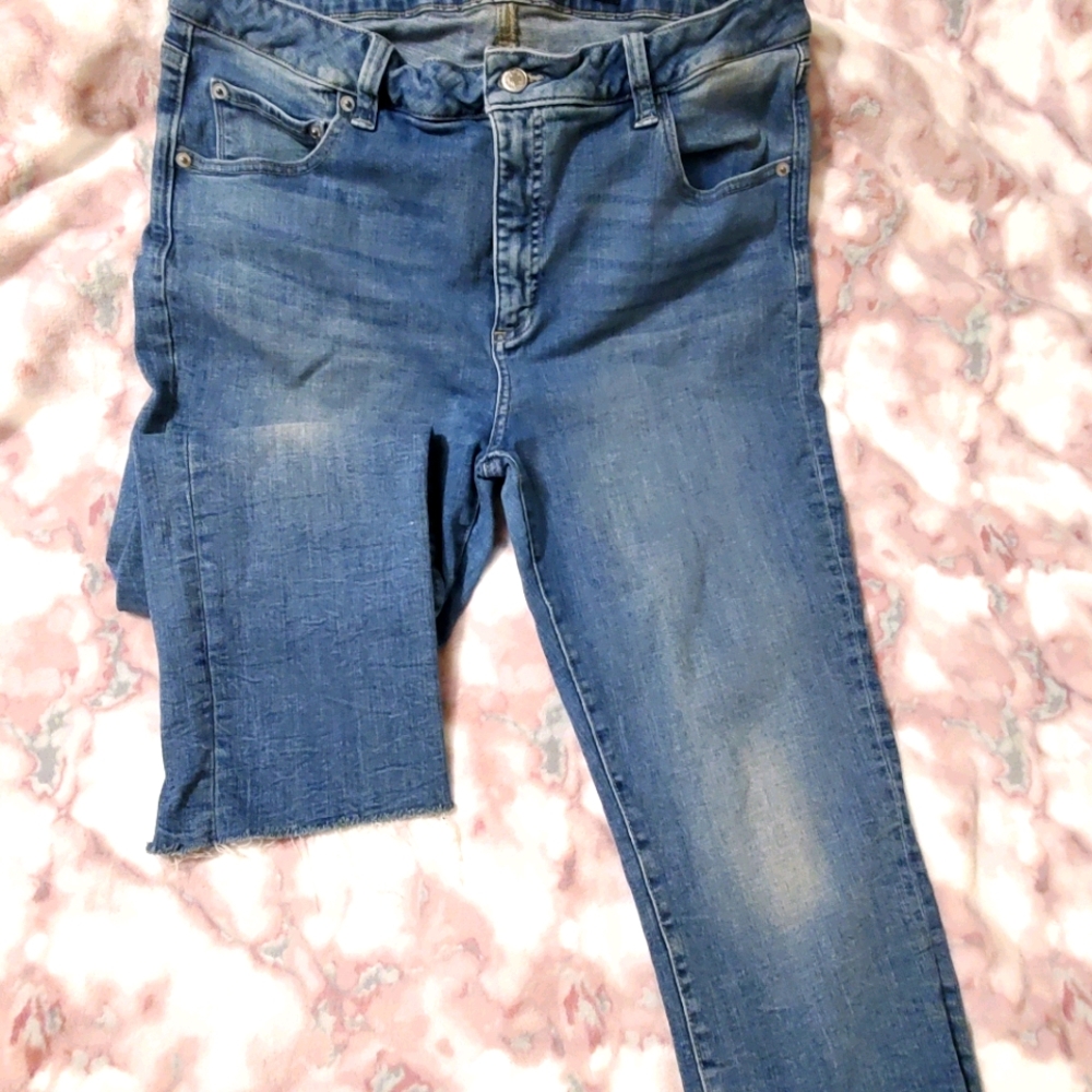 Lucky Brand Emma Crop 14w